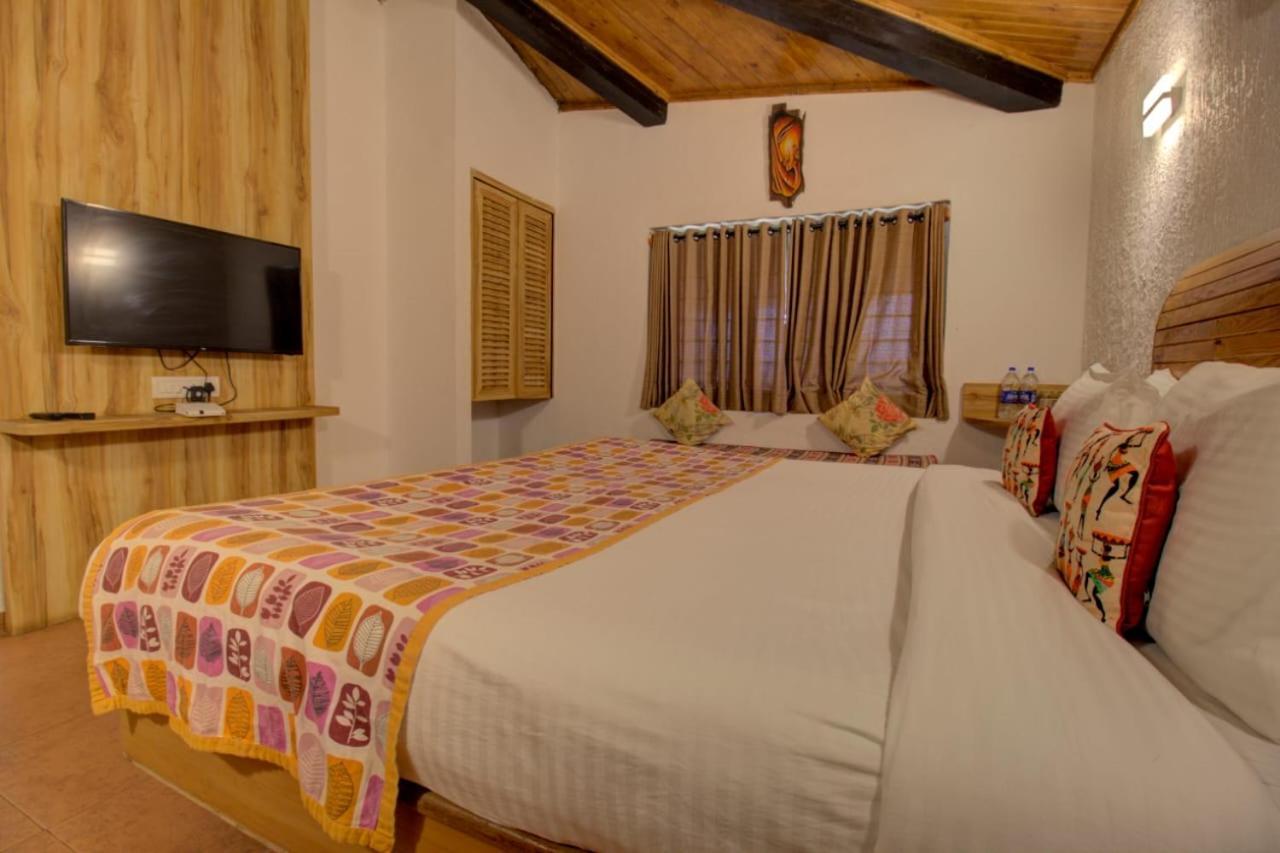 Anandvan Resort Bhandardara Exteriör bild